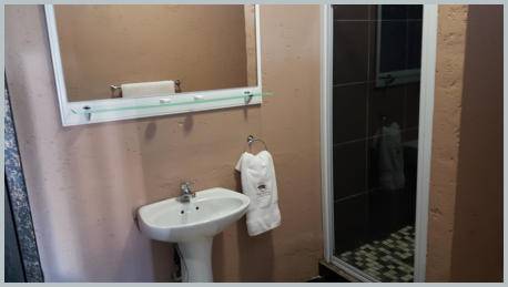 2 SIngle beds or King Size bed